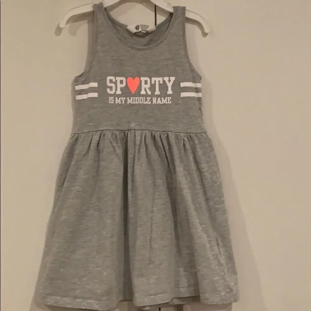 Sporty short sleeve dress